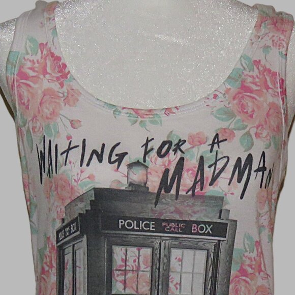 Ripple Junction Dr Who Waiting for Madman with a Box Women's T-Shirt Size S C136 - Picture 1 of 6